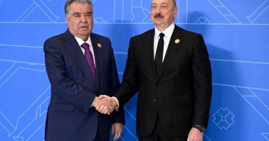Президенти Ҷумҳурии Тоҷикистон Эмомалӣ Раҳмон бо Президенти Ҷумҳурии Озарбойҷон Илҳом Алиев мулоқот намуданд Президенти Ҷумҳурии Тоҷикистон Эмомалӣ Раҳмон бо Президенти Ҷумҳурии Озарбойҷон Илҳом Алиев мулоқот намуданд
