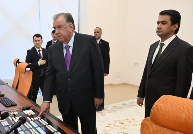 Пешвои миллат Эмомалӣ Раҳмон бинои нави Муассисаи давлатии «Телевизиони Душанбе»-ро ифтитоҳ намуданд