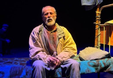 Шабе дур аз ватан