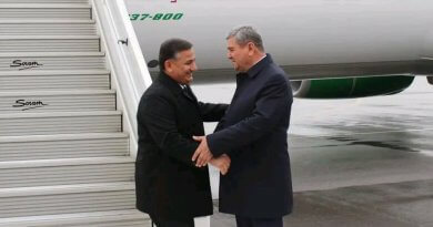 Ҳайати Туркманистон барои иштирок дар ҷаласаи Комиссияи муштараки байниҳукуматии Тоҷикистон ва Туркманистон ба Душанбе омад Ҳайати Туркманистон барои иштирок дар ҷаласаи Комиссияи муштараки байниҳукуматии Тоҷикистон ва Туркманистон ба Душанбе омад