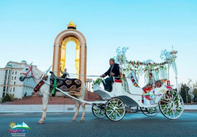 МУЖДАИ ФАРОРАСИИ БАҲОР. Онро корвони наврӯзӣ тавассути чор дарвозаи пойтахт ба сокинон мерасонад