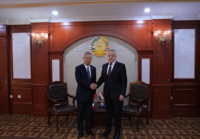 Сироҷиддин Муҳриддин бо Сафири Чин дар Тоҷикистон мулоқот намуд