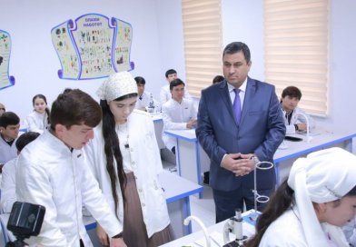 Дар Донишгоҳи давлатии Бохтар ду озмоишгоҳи муосир ба истифода дода шуд