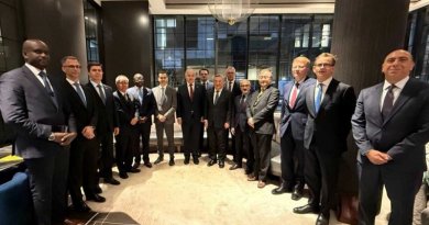 Сироҷиддин Муҳриддин бо мизбонон ва ҳамраисони муколамаҳои интерактивии Конфронси оби СММ-2026 вохӯрӣ намуд