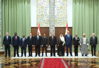 Президенти Ҷумҳурии Тоҷикистон Эмомалӣ Раҳмон аз як гурӯҳ сафирони навтаъйини давлатҳои хориҷӣ эътимоднома қабул намуданд