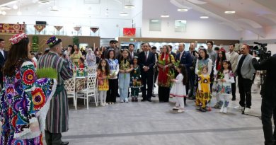 Дар шаҳри Дюсселдорф бахшида ба Наврӯзи байналмилалӣ чорабинии бошукуҳи фарҳангӣ баргузор гардид