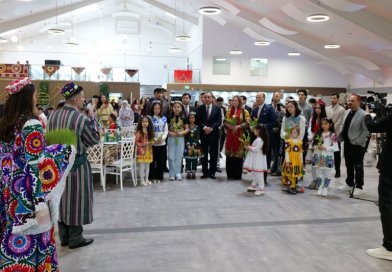 Дар шаҳри Дюсселдорф бахшида ба Наврӯзи байналмилалӣ чорабинии бошукуҳи фарҳангӣ баргузор гардид