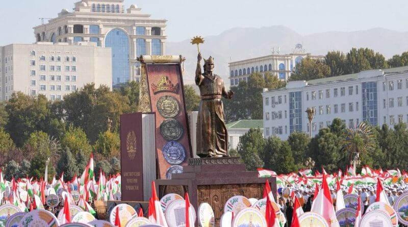 9 сентябр дар майдони Истиқлоли шаҳри Душанбе…