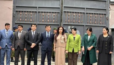 ДАР ДУШАНБЕ ЧОРАБИНИИ СИЁСИЮ МАЪРИФАТӢ ТАҲТИ УНВОНИ…